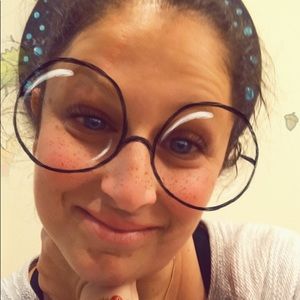 Meet your Posher, Lee